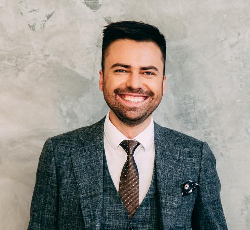 Renginių vedėjas Ведущий мероприятий Олег Корсак